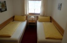 Zweibettzimmer